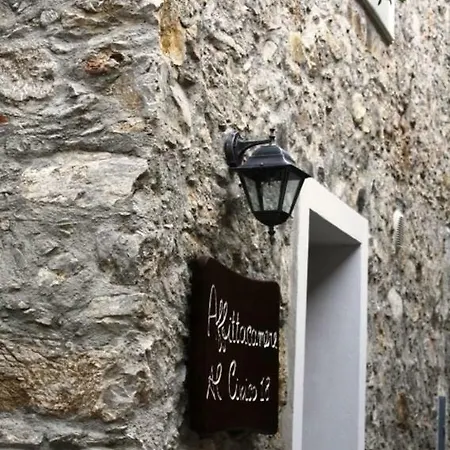 Al Civico 18 ゲストハウス